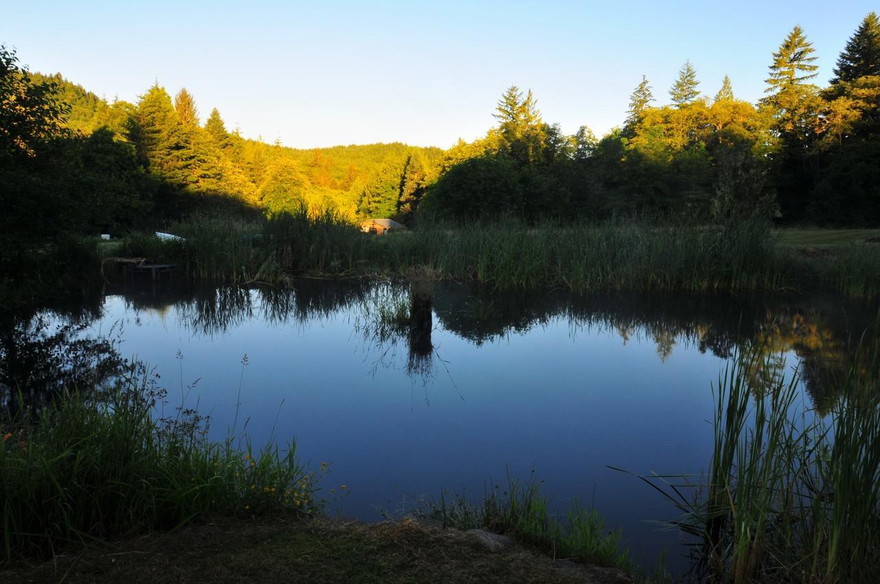 Lucky Mud Inn And Disc Golf Resort Skamokawa Exterior foto